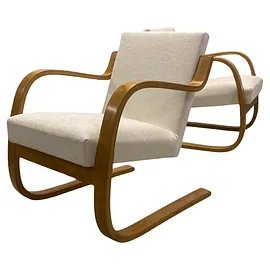 Alvar Aalto: Model 402