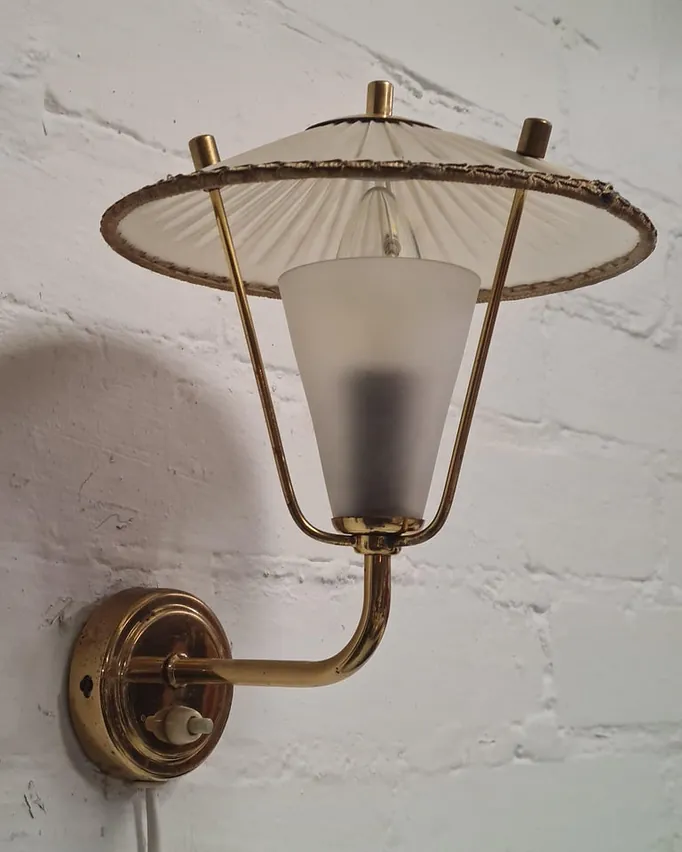  Valinte Wall Lamp Model 2335