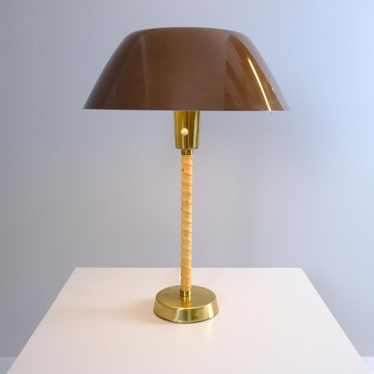 Lisa Johansson-Pape Ihanne Table Lamp in Green, Brass & Leather, Orno 1950s