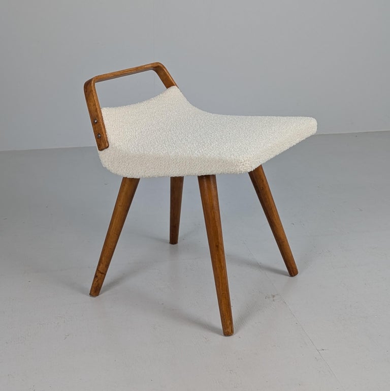 Mid-Century Vanity Stool in Birch & White Wool, Sope-Rahi, Sope Kaluste Oy 1950s