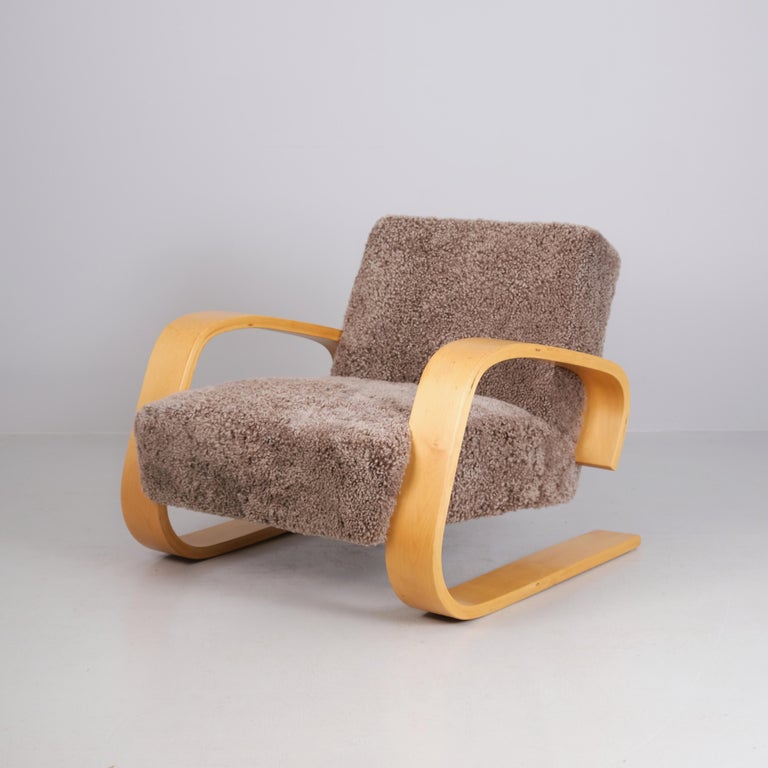 Alvar Aalto Tank Arm Chair Model 400 in Sheepskin, Artek 1950s